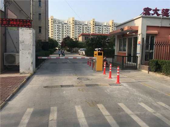 長垣宏大溫泉小區(qū)道閘8910