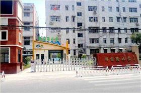 慶賀祥云小學(xué)司采用華捷盛智能電動(dòng)伸縮門(mén)