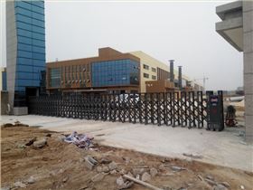 華捷盛電動伸縮門應用于新浦建設集團有限公司了