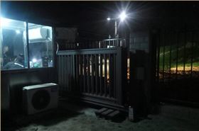 華捷盛平移門應用于河南物流職業技術學校了