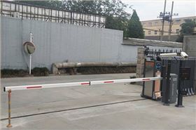 車牌識別-農信辦商業銀行