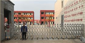 原陽示范區第二初級中學電動伸縮門