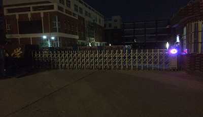 鶴壁嵩山小學采用華捷盛智能電動伸縮門