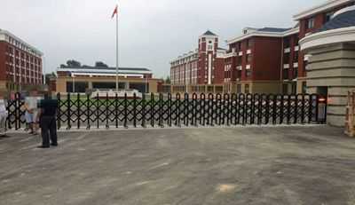 熱烈慶賀濮陽泰和中學采用華捷盛智能伸縮門