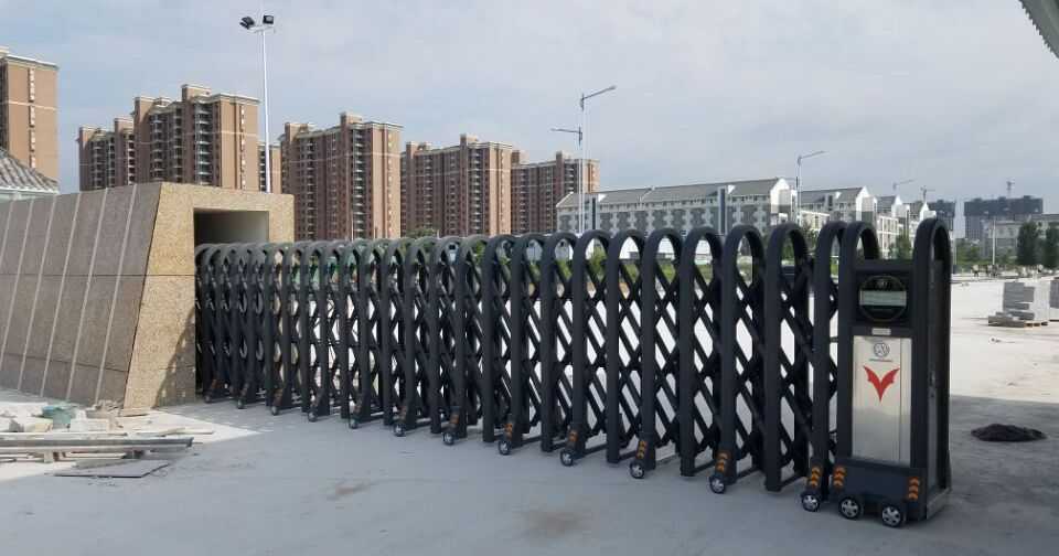 開封大學采用華捷盛智能伸縮門產品