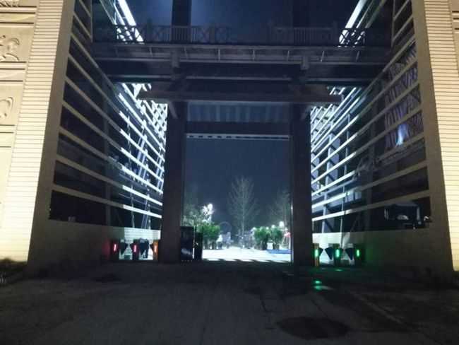 鄭州園博園采用華捷盛智能門禁和伸縮門產品