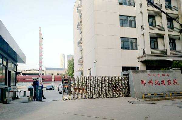 解決電動門漏電的問題需從源頭杜絕