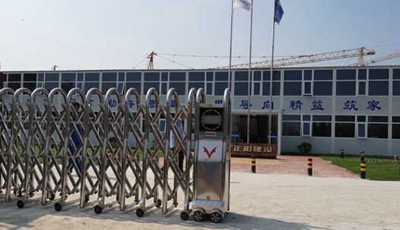 常用工地電動伸縮門款式介紹