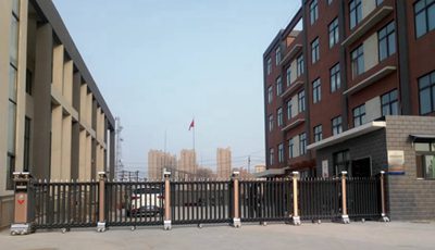 華捷盛電動伸縮門應用于上街區孟津路基督教堂