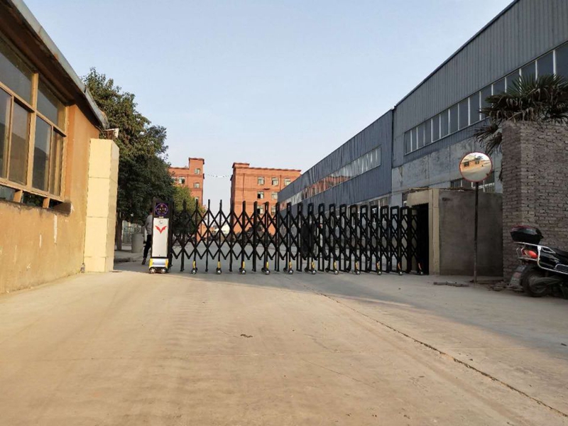 華捷盛電動伸縮門應用于滎陽市新都化工物資有限公司 (2)