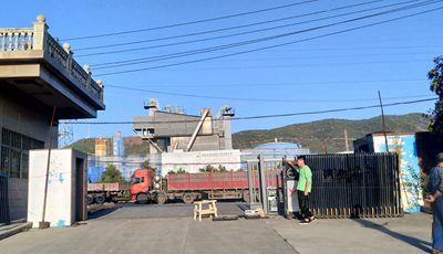 華捷盛電動伸縮門-平移門應用于鄭州市宏超耐火材料有限公司
