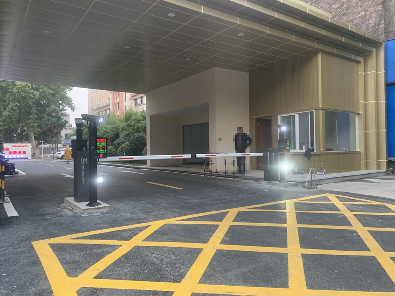 車牌識別-中鋁集團上街區(qū)銀都賓館